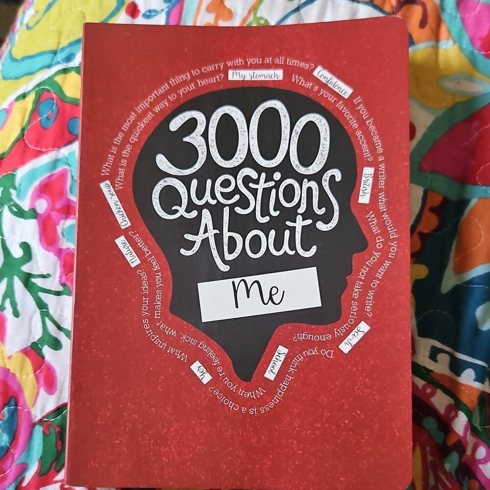 Piccadilly 3000 Questions About Me Guided Journal - Questions About Me Journal